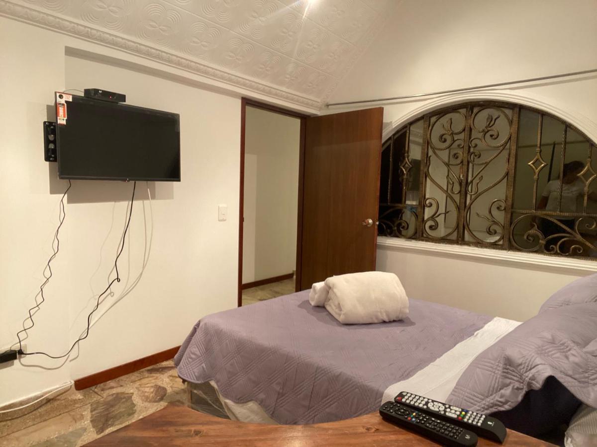 Santa Ana Luxury Rentals Hotel Bogota Exterior photo